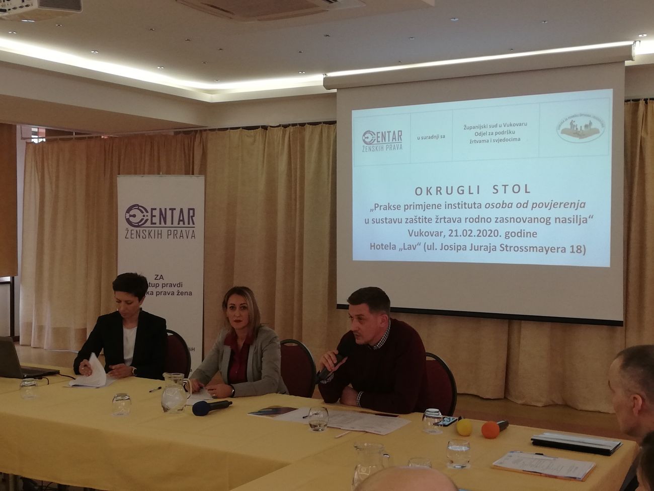 Branka Lučić (Županijski sud u Vukovaru), Meliha Sendić (Centar za ženska prava Zenica) i Miren Špek (Udruga za podršku žrtvama i svjedocima)